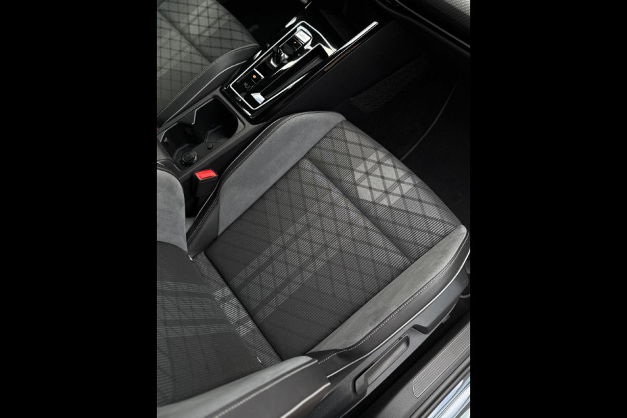 Volkswagen Golf 1.5 eTSI 3x R-Line CarPlay Camera