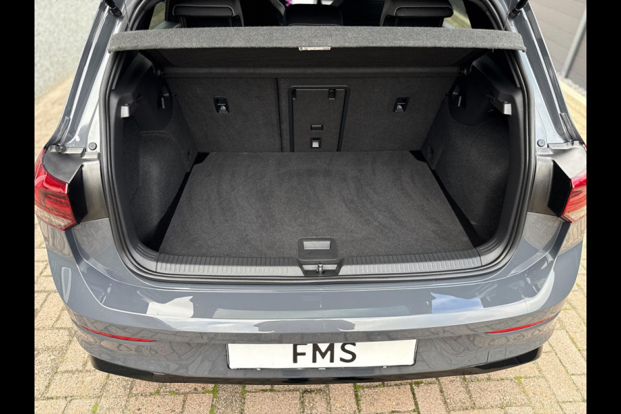 Volkswagen Golf 1.5 eTSI 3x R-Line CarPlay Camera