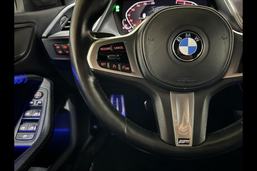 BMW 1-serie 118i M Sport CarPlay Cruise Leer Sfeer Camera NAP