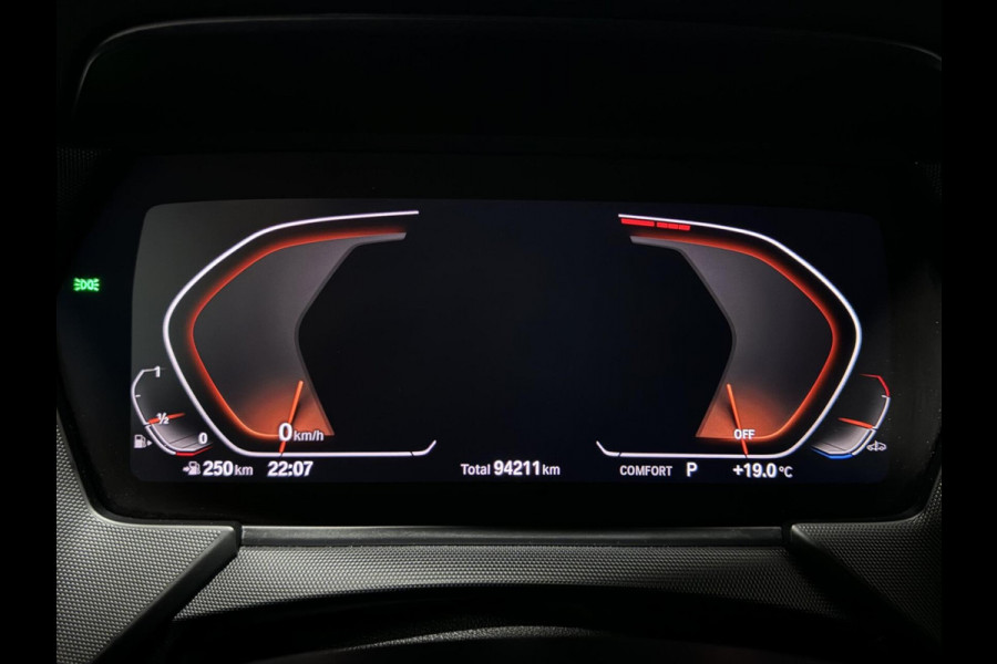 BMW 1-serie 118i M Sport CarPlay Cruise Leer Sfeer Camera NAP