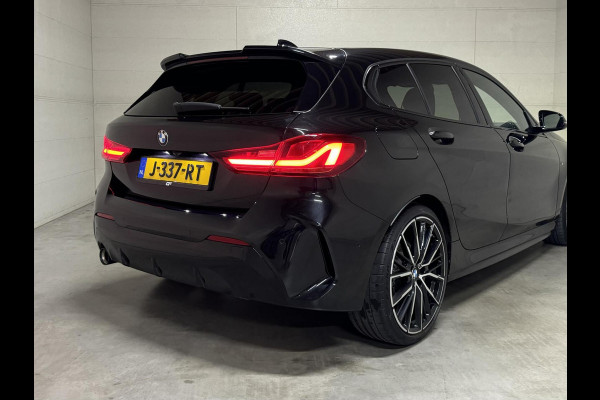 BMW 1-serie 118i M Sport CarPlay Cruise Leer Sfeer Camera NAP