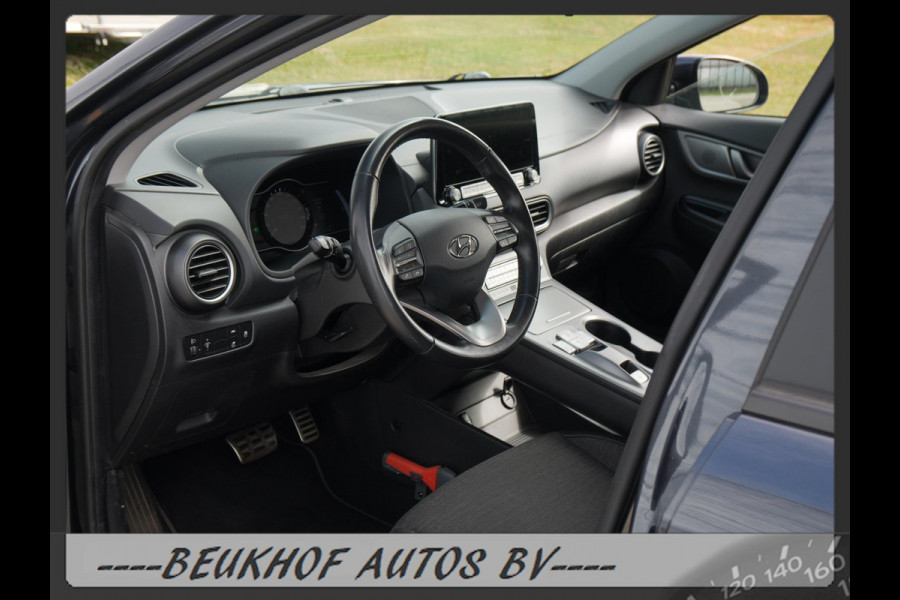 Hyundai Kona EV Comfort 64 kWh Carplay Navi Camera Soh 100% Hyundai Kona EV Comfort 64 kWh Carplay Navi Camera Soh 100%