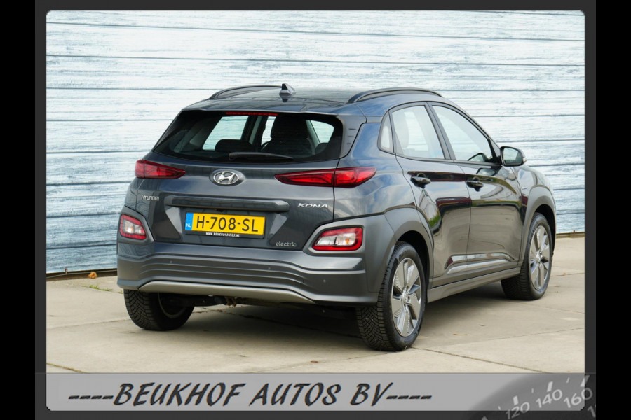 Hyundai Kona EV Comfort 64 kWh Carplay Navi Camera Soh 100% Hyundai Kona EV Comfort 64 kWh Carplay Navi Camera Soh 100%