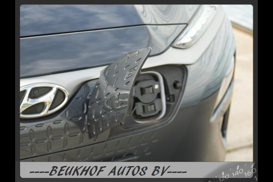 Hyundai Kona EV Comfort 64 kWh Carplay Navi Camera Soh 100% Hyundai Kona EV Comfort 64 kWh Carplay Navi Camera Soh 100%