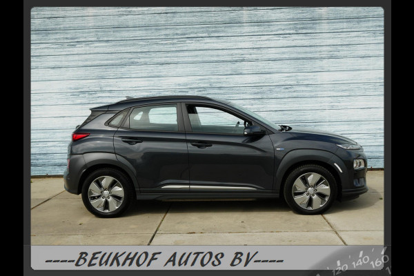 Hyundai Kona EV Comfort 64 kWh Carplay Navi Camera Soh 100% Hyundai Kona EV Comfort 64 kWh Carplay Navi Camera Soh 100%