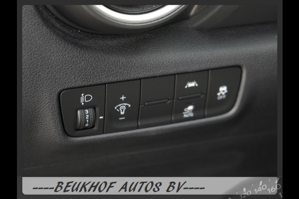 Hyundai Kona EV Comfort 64 kWh Carplay Navi Camera Soh 100% Hyundai Kona EV Comfort 64 kWh Carplay Navi Camera Soh 100%