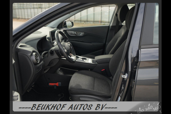 Hyundai Kona EV Comfort 64 kWh Carplay Navi Camera Soh 100% Hyundai Kona EV Comfort 64 kWh Carplay Navi Camera Soh 100%