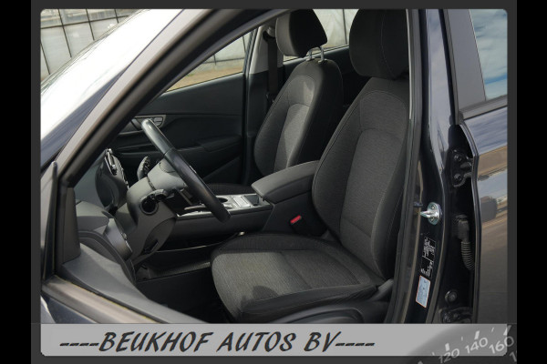 Hyundai Kona EV Comfort 64 kWh Carplay Navi Camera Soh 100% Hyundai Kona EV Comfort 64 kWh Carplay Navi Camera Soh 100%