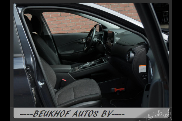 Hyundai Kona EV Comfort 64 kWh Carplay Navi Camera Soh 100% Hyundai Kona EV Comfort 64 kWh Carplay Navi Camera Soh 100%