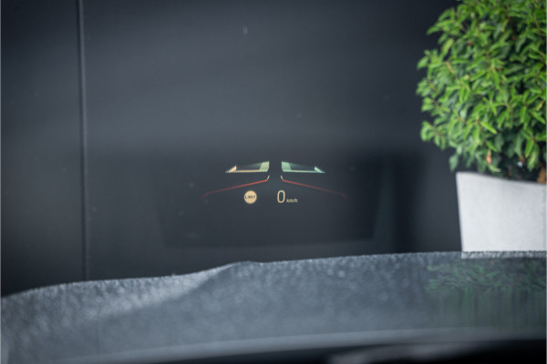 BMW 3 Serie Touring 330e xDrive - Panorama | H&K | Memory | 360 Camera | HUD