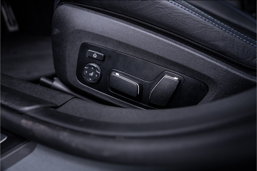 BMW 3 Serie Touring 330e xDrive - Panorama | H&K | Memory | 360 Camera | HUD