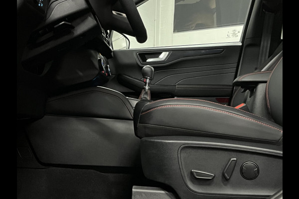 Ford Kuga 1.5 EcoBoost ST-Line X *1800 kg Trekgewicht | Open dak | Trekhaak | Adapt. cruise control | B&O | Carplay | Stuur-/Stoelverwarming