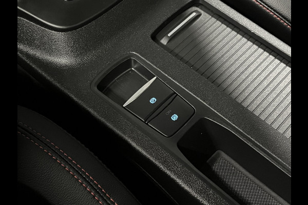 Ford Kuga 1.5 EcoBoost ST-Line X *1800 kg Trekgewicht | Open dak | Trekhaak | Adapt. cruise control | B&O | Carplay | Stuur-/Stoelverwarming