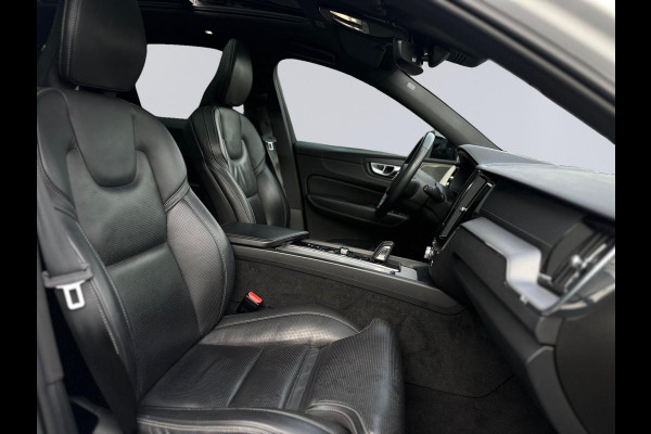 Volvo XC60 2.0 T8 317 pk Plug-in hybrid AWD R-Design, facelift, afn.trekhaak, parelmoer,panoramadak, VOL OPTIES, nl auto met nap