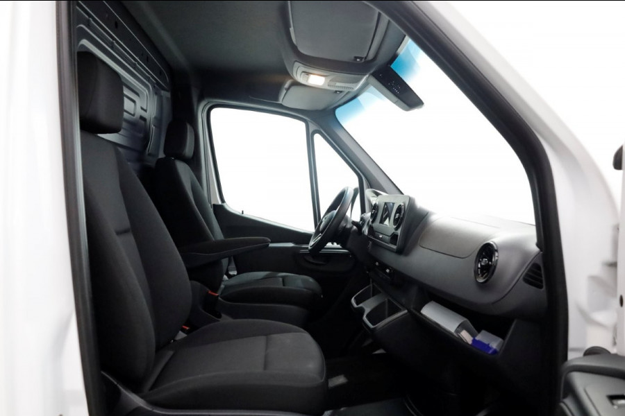 Mercedes-Benz Sprinter 315 CDI 150pk RWD L2H2 9G Automaat Airco/Navi/Camera 06-2021