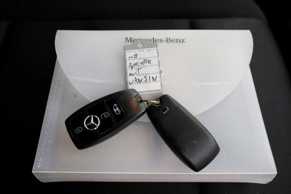 Mercedes-Benz Sprinter 315 CDI 150pk RWD L2H2 9G Automaat Airco/Navi/Camera 06-2021