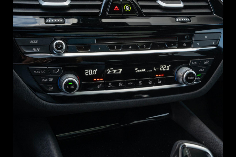 BMW 5 Serie Touring 520i High Executive / HUD / ACC / Pano / CarPlay