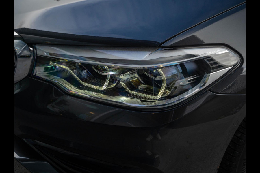BMW 5 Serie Touring 520i High Executive / HUD / ACC / Pano / CarPlay