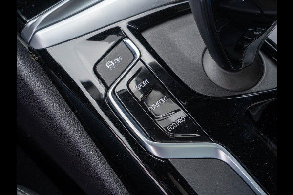 BMW 5 Serie Touring 520i High Executive / HUD / ACC / Pano / CarPlay