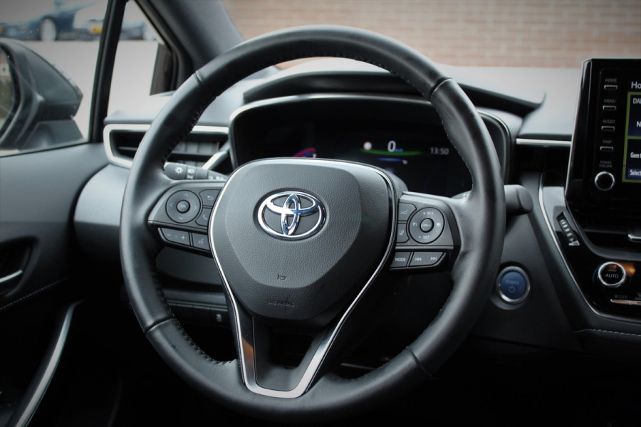 Toyota Corolla Touring Sports Hybrid Dynamic - Navigatie, Cruise, Stoelverw, Airco!