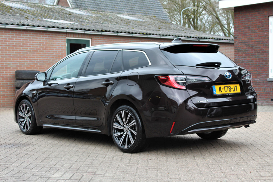Toyota Corolla Touring Sports Hybrid Dynamic - Navigatie, Cruise, Stoelverw, Airco!