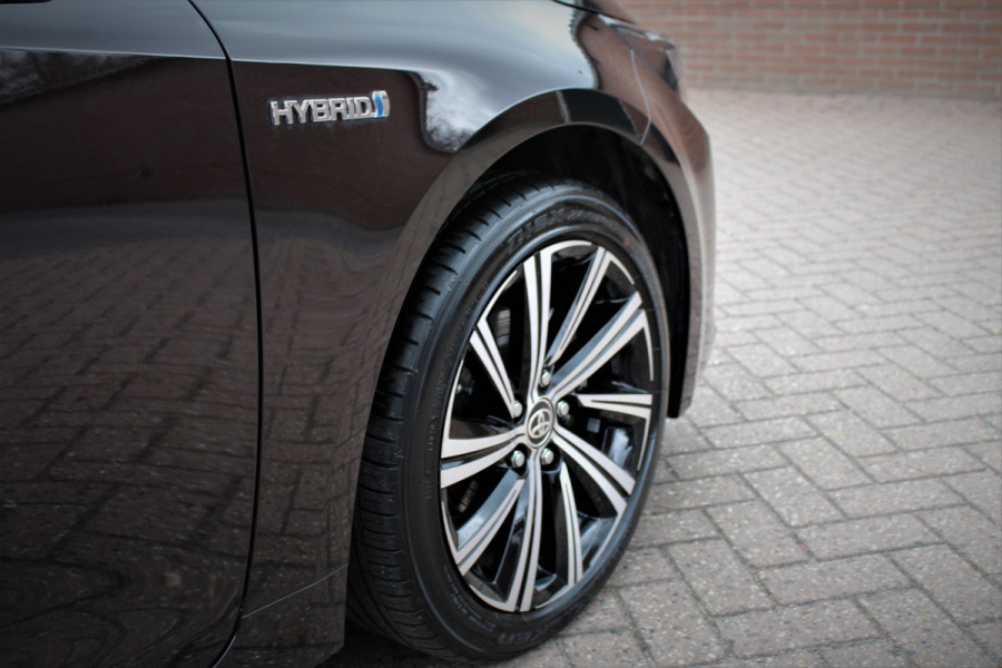 Toyota Corolla Touring Sports Hybrid Dynamic - Navigatie, Cruise, Stoelverw, Airco!
