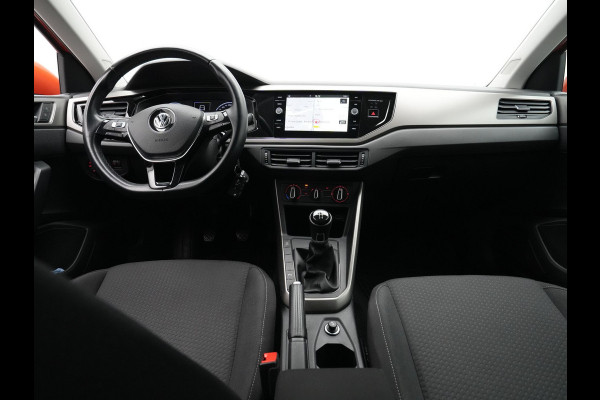 Volkswagen Polo 1.0 TSI 95pk R-Line Navigatie Carplay Acc Pdc 248