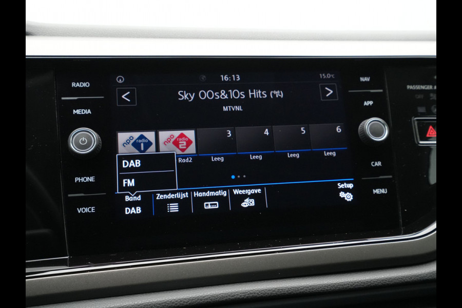 Volkswagen Polo 1.0 TSI 95pk R-Line Navigatie Carplay Acc Pdc 248