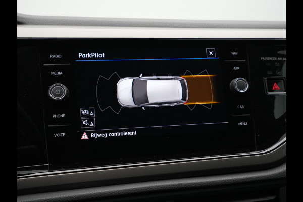 Volkswagen Polo 1.0 TSI 95pk R-Line Navigatie Carplay Acc Pdc 248