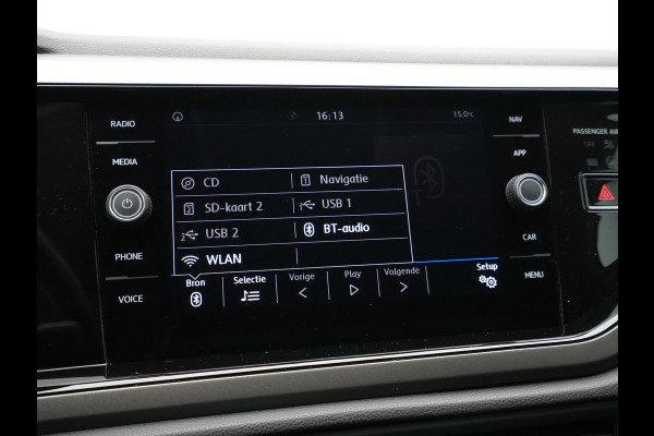 Volkswagen Polo 1.0 TSI 95pk R-Line Navigatie Carplay Acc Pdc 248
