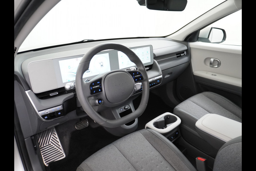 Hyundai IONIQ 5 Connect 58kWh Trekhaak Warmtepomp Apple Carplay Android Auto Adap.Cruise Navi Ecc Camera Pdc Stoel+Stuurverwarming Bluelink DAB Elek.Achterklep 1e Eigenaar Origineel Nederlandse Auto