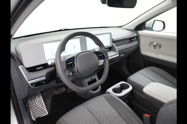 Hyundai IONIQ 5 Connect 58kWh Trekhaak Warmtepomp Apple Carplay Android Auto Adap.Cruise Navi Ecc Camera Pdc Stoel+Stuurverwarming Bluelink DAB Elek.Achterklep 1e Eigenaar Origineel Nederlandse Auto