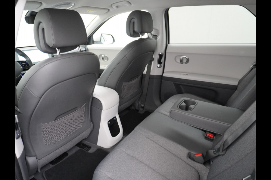 Hyundai IONIQ 5 Connect 58kWh Trekhaak Warmtepomp Apple Carplay Android Auto Adap.Cruise Navi Ecc Camera Pdc Stoel+Stuurverwarming Bluelink DAB Elek.Achterklep 1e Eigenaar Origineel Nederlandse Auto