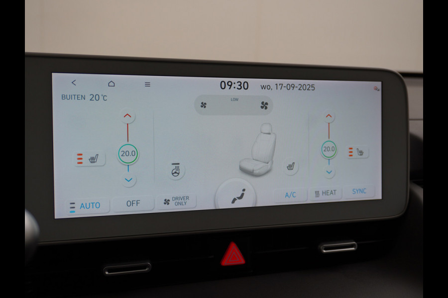 Hyundai IONIQ 5 Connect 58kWh Trekhaak Warmtepomp Apple Carplay Android Auto Adap.Cruise Navi Ecc Camera Pdc Stoel+Stuurverwarming Bluelink DAB Elek.Achterklep 1e Eigenaar Origineel Nederlandse Auto