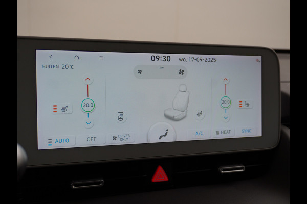 Hyundai IONIQ 5 Connect 58kWh Trekhaak Warmtepomp Apple Carplay Android Auto Adap.Cruise Navi Ecc Camera Pdc Stoel+Stuurverwarming Bluelink DAB Elek.Achterklep 1e Eigenaar Origineel Nederlandse Auto