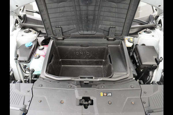 Hyundai IONIQ 5 Connect 58kWh Trekhaak Warmtepomp Apple Carplay Android Auto Adap.Cruise Navi Ecc Camera Pdc Stoel+Stuurverwarming Bluelink DAB Elek.Achterklep 1e Eigenaar Origineel Nederlandse Auto