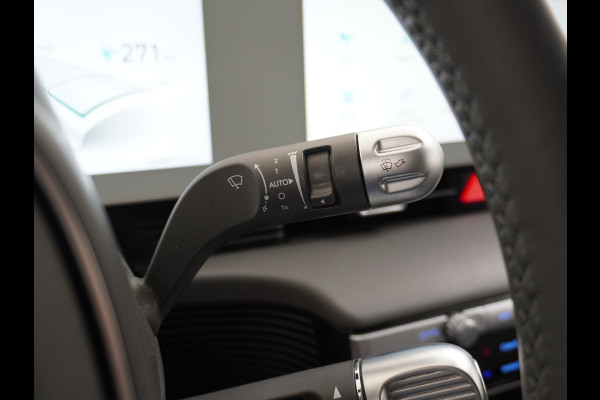 Hyundai IONIQ 5 Connect 58kWh Trekhaak Warmtepomp Apple Carplay Android Auto Adap.Cruise Navi Ecc Camera Pdc Stoel+Stuurverwarming Bluelink DAB Elek.Achterklep 1e Eigenaar Origineel Nederlandse Auto