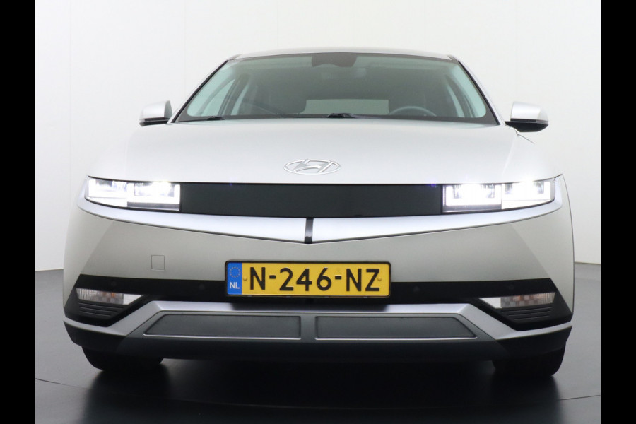 Hyundai IONIQ 5 Connect 58kWh Trekhaak Warmtepomp Apple Carplay Android Auto Adap.Cruise Navi Ecc Camera Pdc Stoel+Stuurverwarming Bluelink DAB Elek.Achterklep 1e Eigenaar Origineel Nederlandse Auto