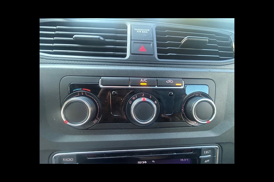 Volkswagen Caddy 1.4 TGI L2H1 EcoFuel Maxi Comfortline AIRCO I MULTIMEDIA I CAMERA I TREKHAAK I PDC I RIJDEN OP GROEN GAS = CO2 NEUTRAAL 1e EIGENAAR I COMPLETE ONDERHOUDSHISTORIE
