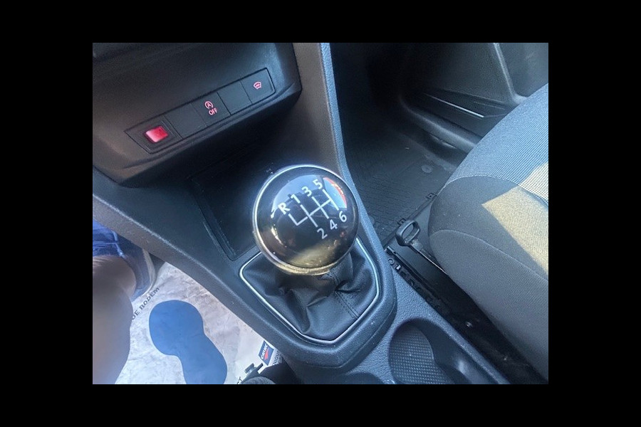 Volkswagen Caddy 1.4 TGI L2H1 EcoFuel Maxi Comfortline AIRCO I MULTIMEDIA I CAMERA I TREKHAAK I PDC I RIJDEN OP GROEN GAS = CO2 NEUTRAAL 1e EIGENAAR I COMPLETE ONDERHOUDSHISTORIE