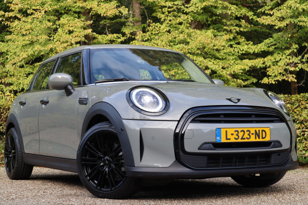 MINI Mini 1.5 One Essential | 5drs. | Achteruitrijcamera | Navi | ACC |