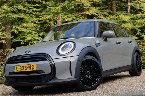 MINI Mini 1.5 One Essential | 5drs. | Achteruitrijcamera | Navi | ACC |