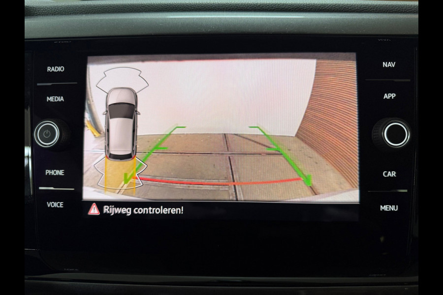 Volkswagen Polo 1.0 TSI Style | Virtual Cockpit | IQ.Light | Carplay | 17' inch | Velours