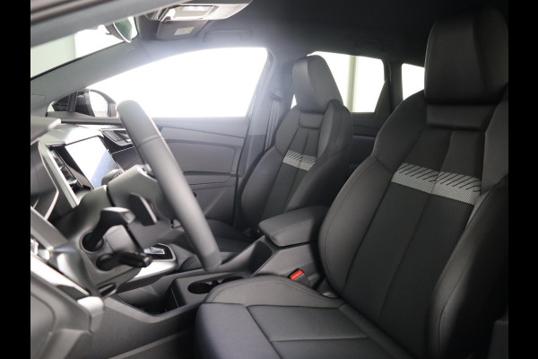 Audi Q4 e-tron 40 Advanced edition 63 kWh 204pk | Achteruitrijcamera | Assistentiepakket plus | Optiekpakket zwart plus | Privacy glas | Adaptive cruise control |