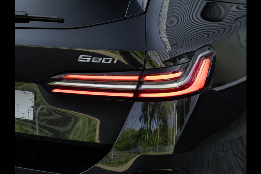 BMW 5 Serie Touring 520i M-Sport - Driving + Parking Ass Plus - Head-Up - Adaptive LED