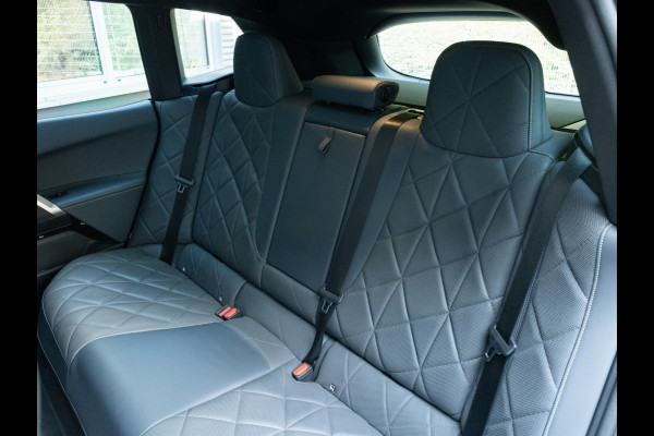 BMW iX xDrive40 - Sportpakket - Pano - Harman Kardon - Stoelventilatie - Driving Ass Prof BMW iX xDrive40 - Sportpakket - Pano - Harman Kardon - Stoelventilatie - Driving Ass Prof