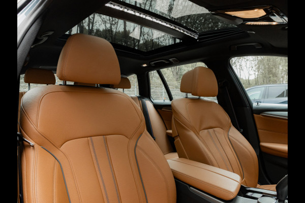 BMW 5 Serie Touring 530i M-Sport - Pano - Trekhaak - Comfortzetels - Driving + Parking Ass Plus - Hifi