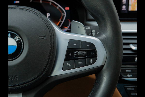 BMW 5 Serie Touring 530i M-Sport - Pano - Trekhaak - Comfortzetels - Driving + Parking Ass Plus - Hifi