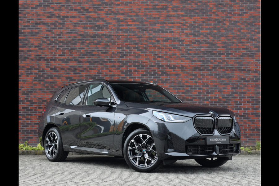 BMW X3 30e xDrive | Pano - HUD - Trekhaak