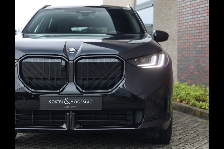 BMW X3 30e xDrive | Pano - HUD - Trekhaak